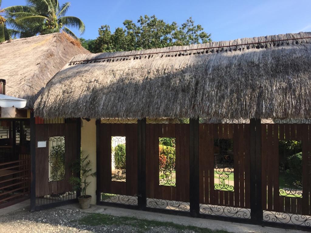 Chiisai Natsu Resort Бохол Экстерьер фото